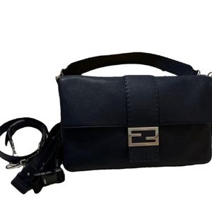 Fendi Men Large Convertible Maxi Baguette F/W 2019 Runway look #40